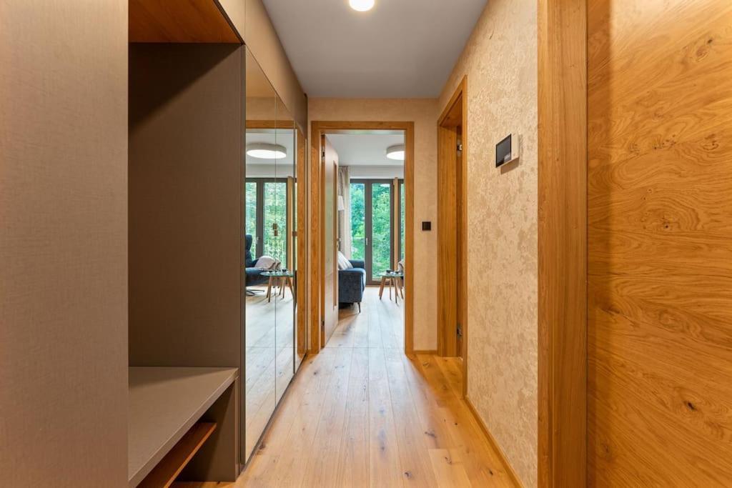 Residence Koubek - Utulny Apartman S Vyhledem A Parkovanim ชปินด์เลอรูฟ มลิน ภายนอก รูปภาพ